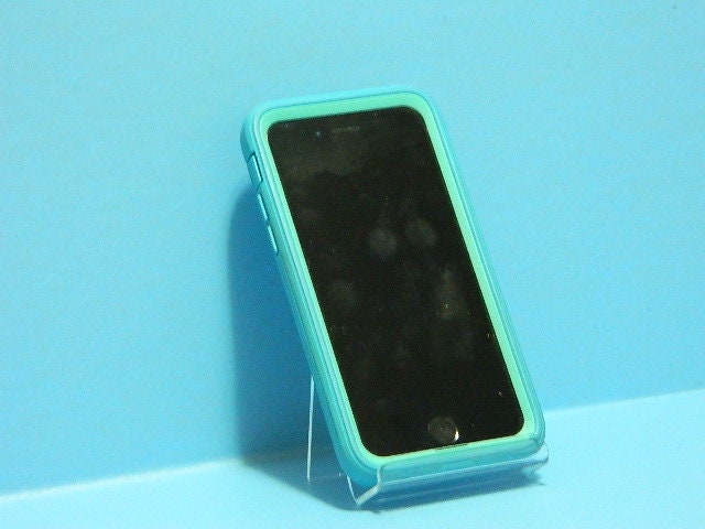 2" Non Adjustable Clear Acrylic Display Stand.