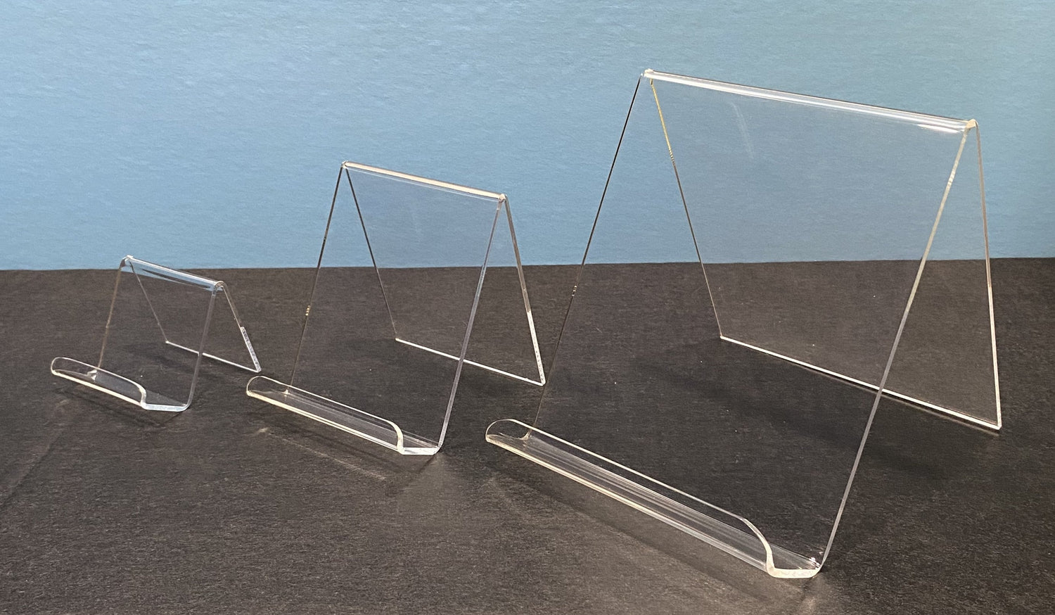 Non Adjustable Acrylic Display Stand