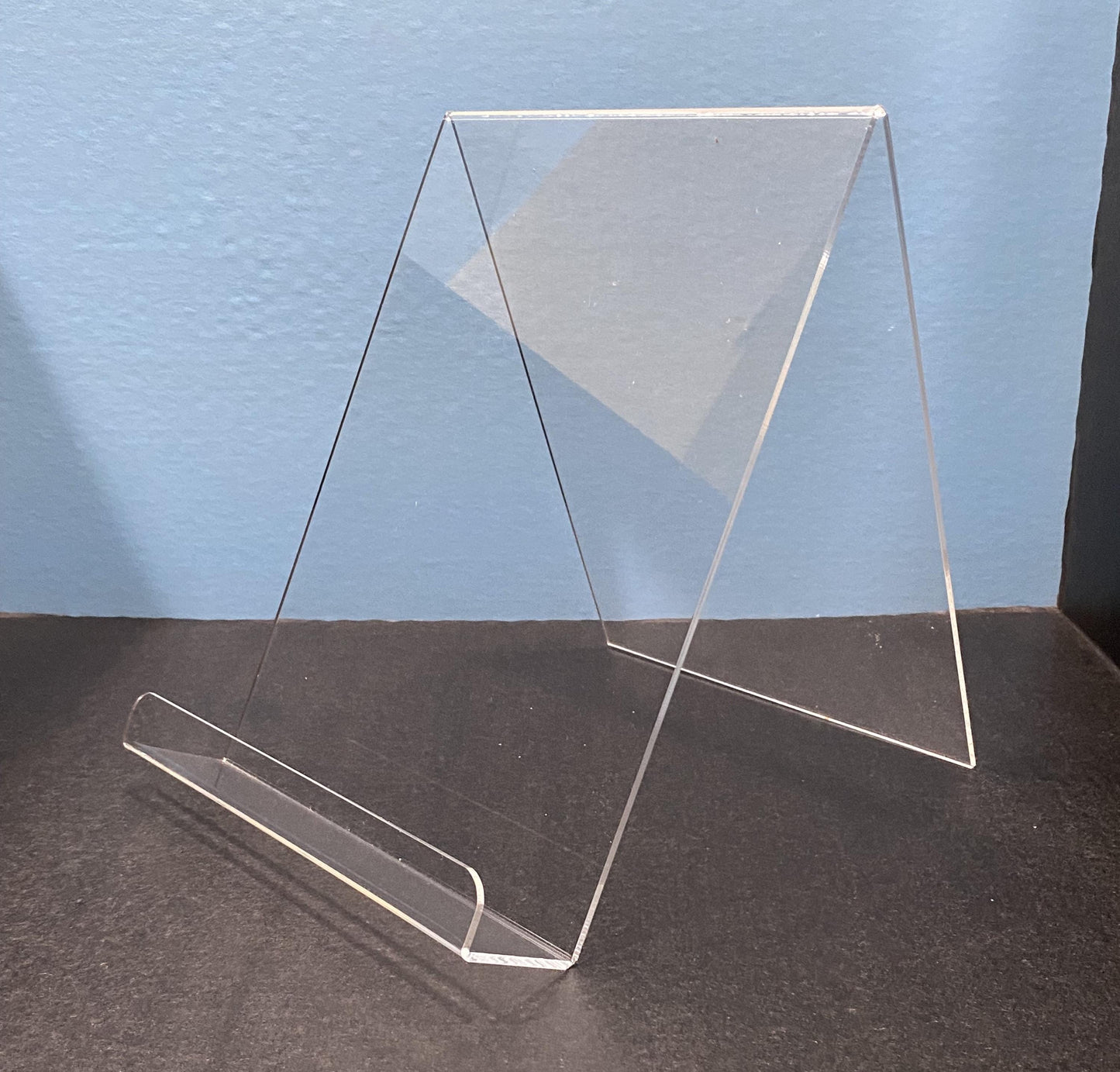 10" Non Adjustable Clear Acrylic Display Stand.