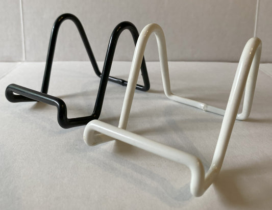 Small Non Adjustable Vinyl Coated Wire Easel 2 1/2" x 2 1/2" Black or White
