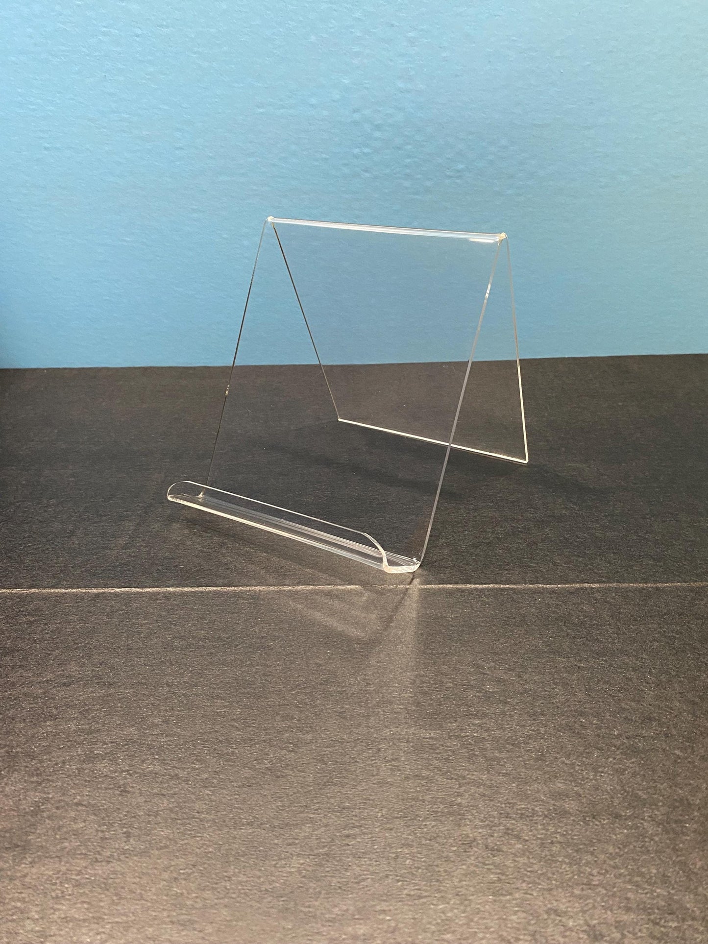 6" Non Adjustable Clear Acrylic Display Stand.
